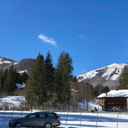 Lh Albergo Il Picchio بيسكاسيرولي المظهر الخارجي الصورة