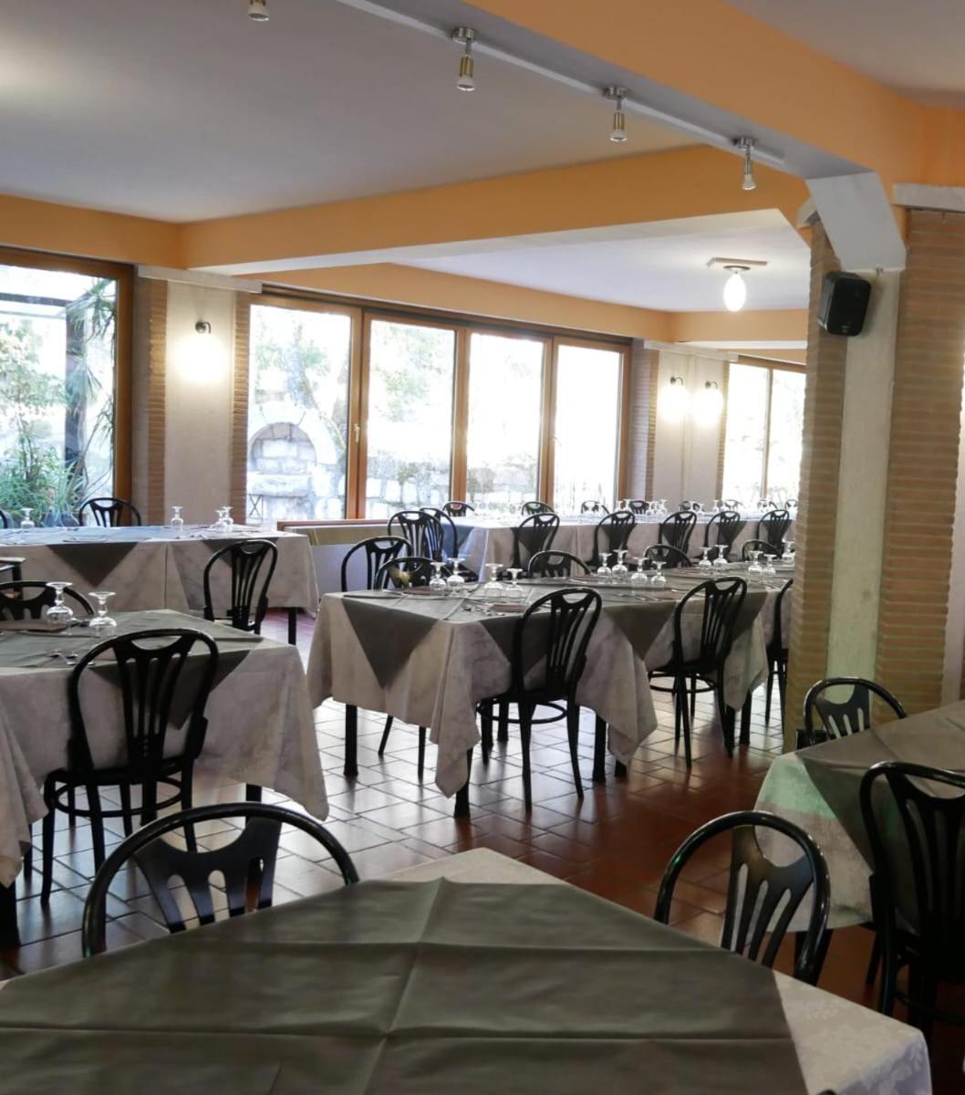 Lh Albergo Il Picchio بيسكاسيرولي المظهر الخارجي الصورة