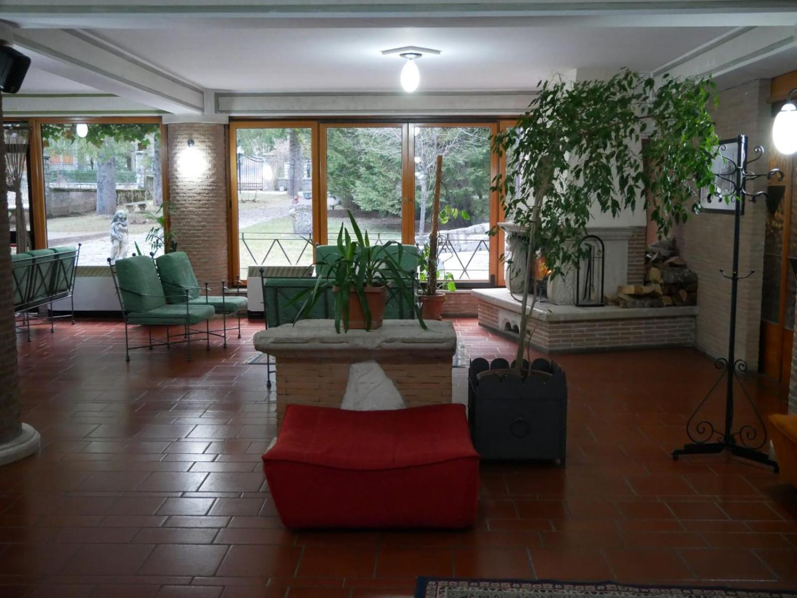 Lh Albergo Il Picchio بيسكاسيرولي المظهر الخارجي الصورة