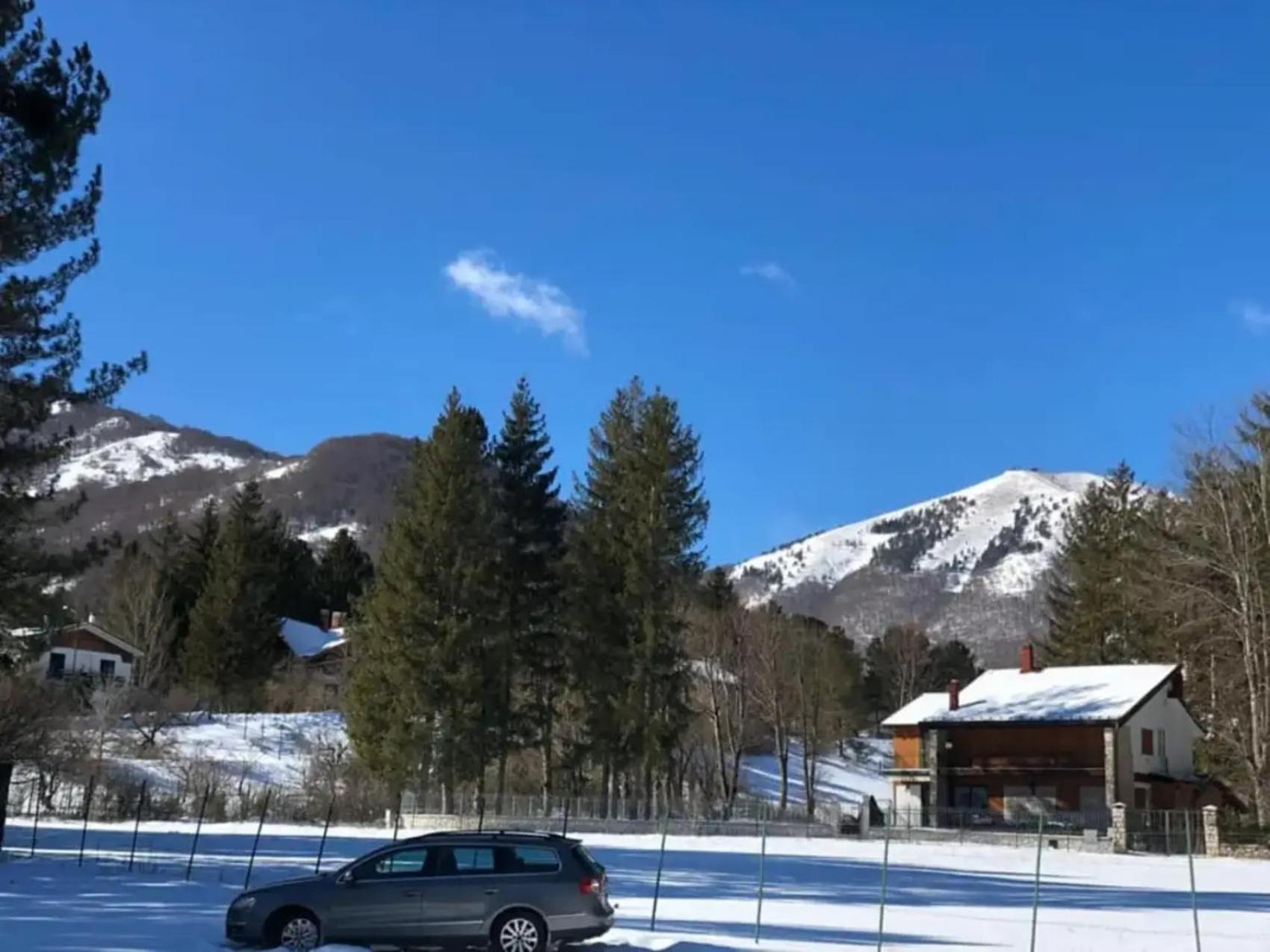 Lh Albergo Il Picchio بيسكاسيرولي المظهر الخارجي الصورة